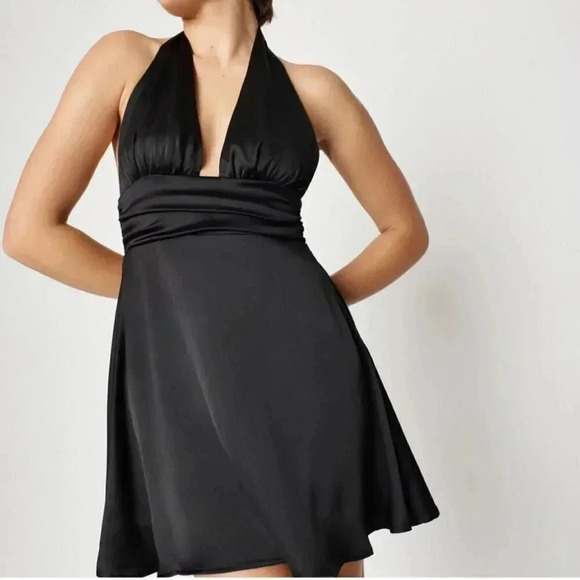 Garage Dresses & Skirts - NWT GARAGE Holly Satin Plunge Marilyn Monroe Halter Dress M